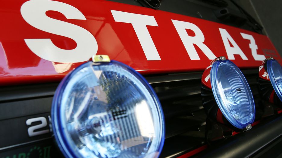 Strażacy ewakuowali mieszkańców bloku