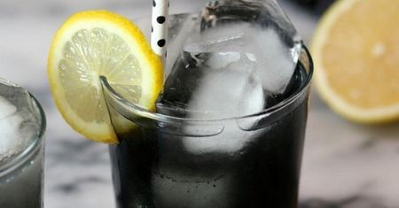 "Brudna" lemoniada hitem sieci. Idealna na upały!