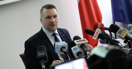Lublin: wojewoda wręczył medale i dyplomy za walkę z ideologią LGBT