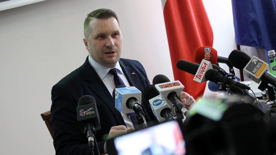 Wojewoda lubelski Przemysław Czarnek nagrodził samorządy "wolne od LGBT"