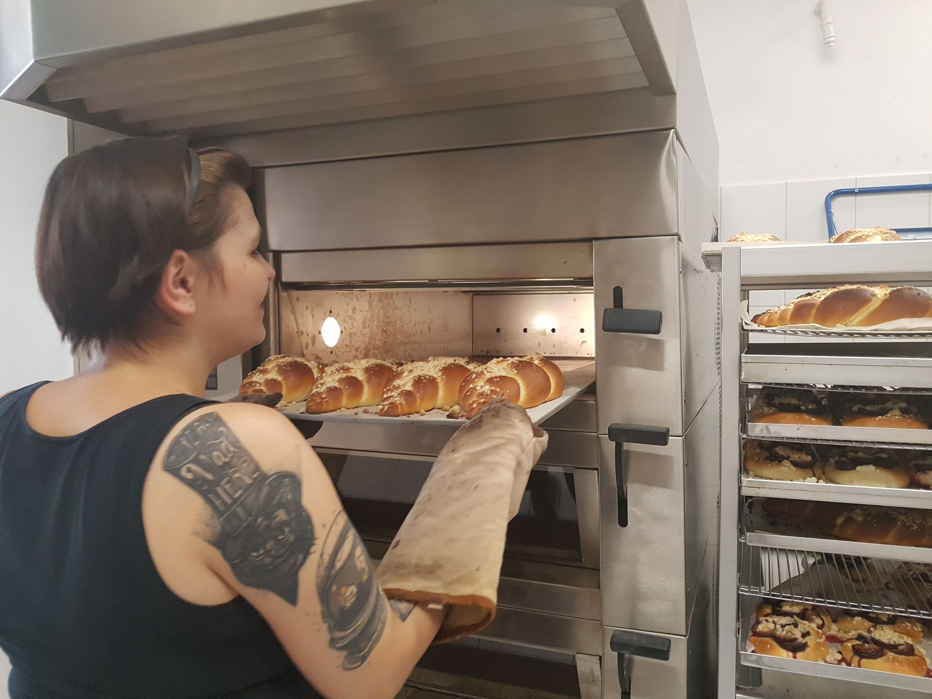 Bez drożdży i polepszaczy. Do tej piekarni ustawiają się tłumy