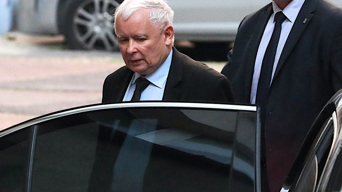 Jarosław Kaczyński jest chroniony w szczególny sposób. Wypłynęły tajne informacje