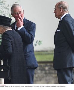 Książę Karol i książę Filip nie mają najlepszych relacji. Niechęć syna i ojca narastała latami