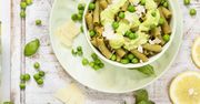 Makaron rigatoni z pesto z groszku i jogurtem naturalnym