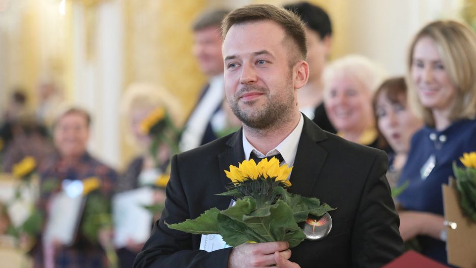 Przemysław Staroń podczas gali wręczenia nagród dla najlepszego "Nauczyciela Roku 2018".