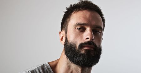 Gillette przynosi miliardowe straty. Mężczyźni się nie golą
