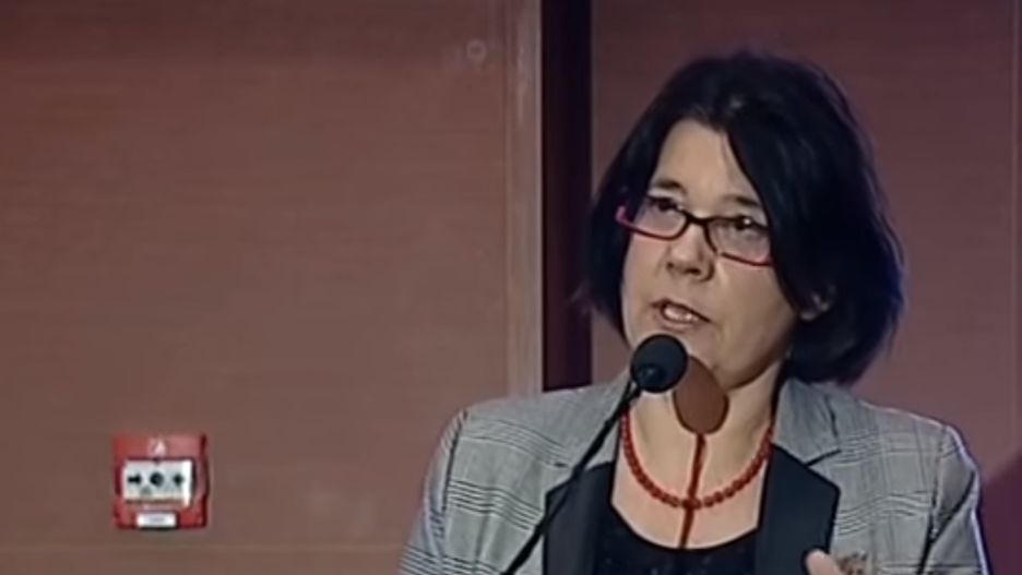 Dr Karp przedstawia własną teorię 