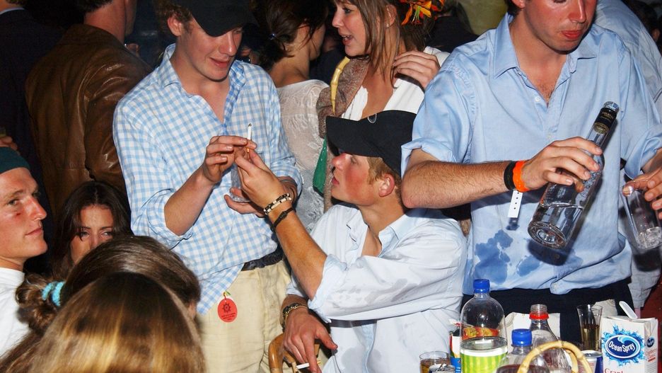 Podobno książę schudł już 10 kilogramów, odkąd ogłosił swoje zaręczyny z Meghan Markle.  