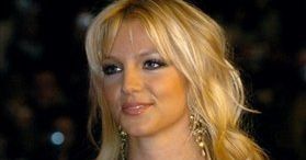 W Guantanamo torturują więźniów muzyką Britney Spears