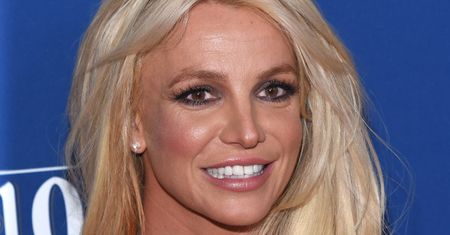 Britney Spears odpoczywa w Disneylandzie. Publikuje zdjęcia z rodziną