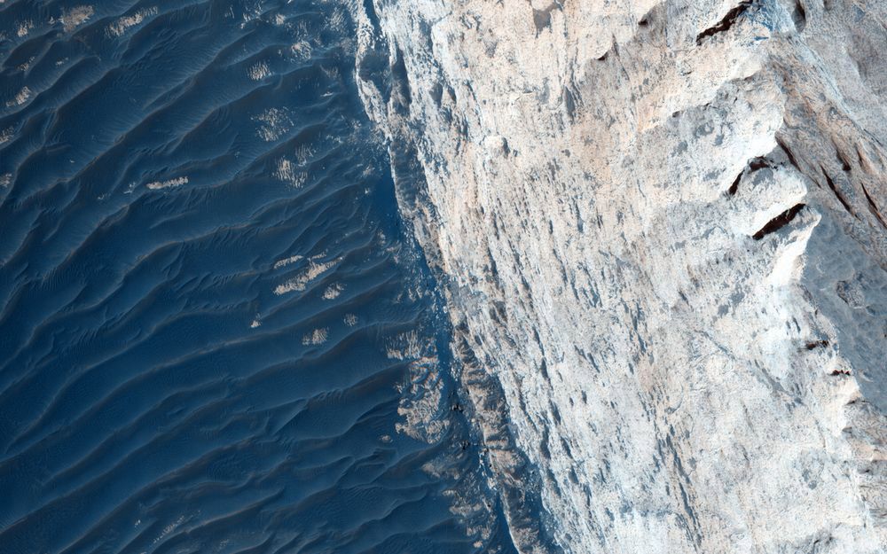 Lód może być przez przyszłych kolonizatorów Marsa