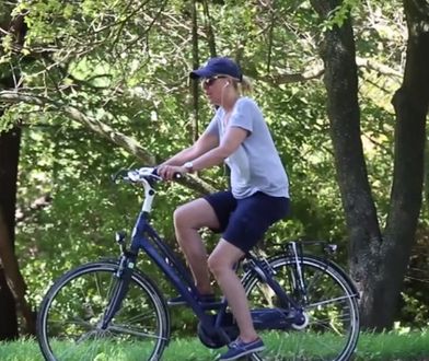 Agata Młynarska na rowerze. Nie do poznania?