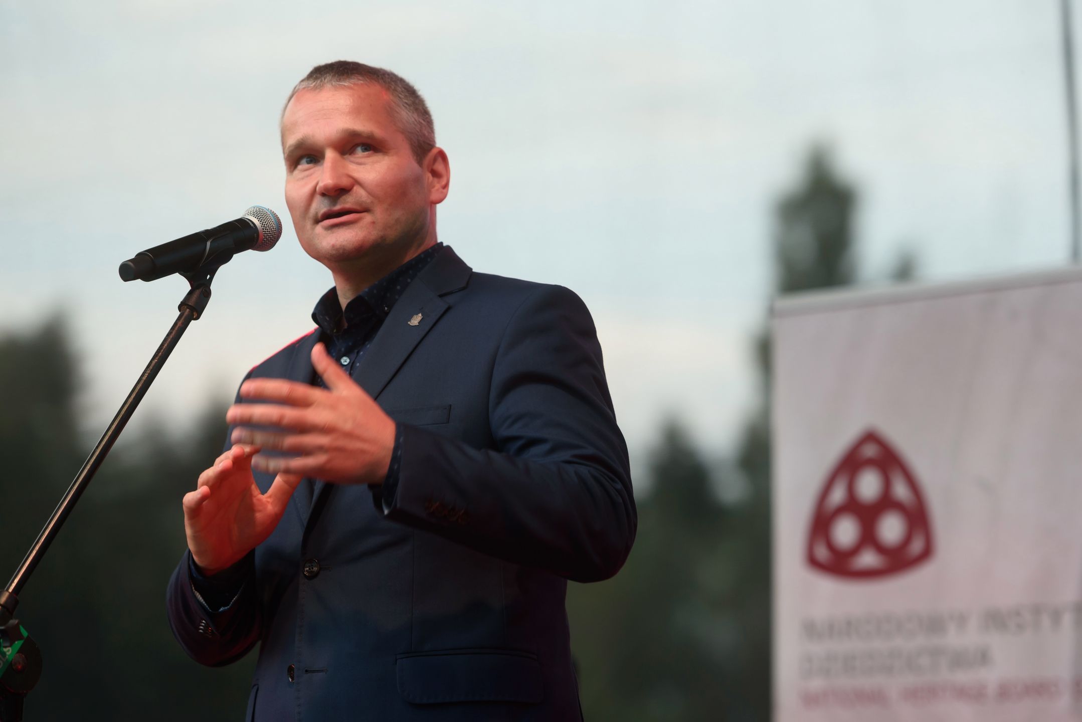Wiceprezydent Poznania Jędrzej Solarski zapewnia, że poszkodowani w wybuchu kamienicy, jak najszybciej dostaną nowe lokale