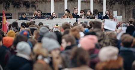 Kuratorium ma pytania ws. marszu ponad podziałami. Chce wiedzieć, po co skrócono lekcje