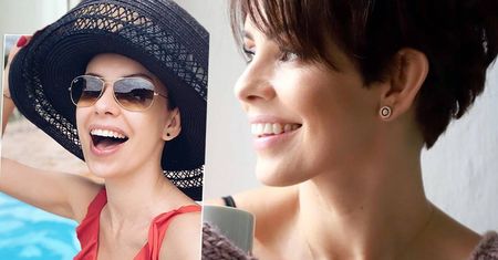 Dorota Gardias ogłasza otwarcie sezonu i świeci dekoltem na plaży. Jej były teraz widzi, ile stracił
