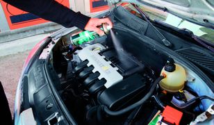 Jak bezpiecznie umyć silnik?