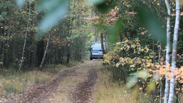Trumny ze skradzionego w Niemczech samochodu znaleźli w miejscowości Królików wielkopolscy policjanci