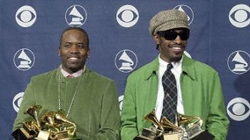 Duet OutCast z 5 statuetkami