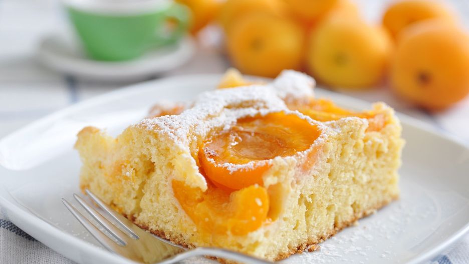 Ciasto drożdżowe z morelami