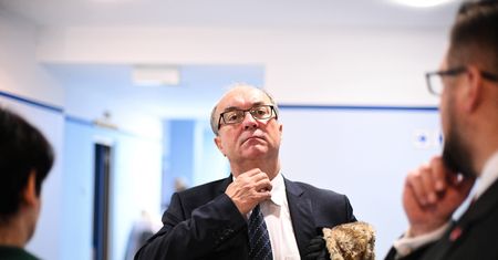 Czarzasty wbija szpilkę Biedroniowi. Nawiązał do propozycji za milion złotych