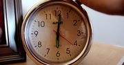 Zmiana czasu w Polsce zostanie zlikwidowana. Kiedy po raz ostatni przestawimy zegarki? Pozostanie czas letni czy zimowy?