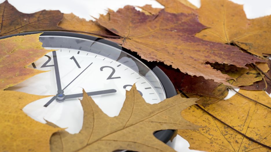 Zmiana czasu z letniego na zimowy 2019. Sprawdź, kiedy przestawimy zegarki i czy najbliższa zmiana czasu będzie ostatnią