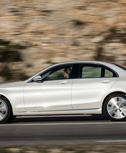 SUV-y czy wygodne sedany? Kto jest liderem rynku samochodów premium w Polsce