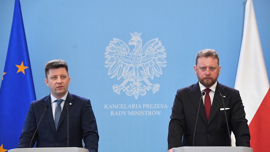Koronawirus w Polsce. Szef KPRM Michał Dworczyk i minister zdrowia Łukasz Szumowski zabiorą głos