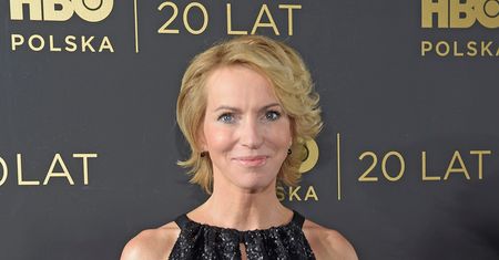 Paulina Smaszcz-Kurzajewska w czerni i złocie na urodzinach HBO