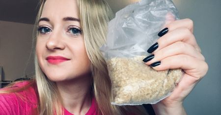 Uwaga na plastikowe woreczki do gotowania kaszy. Zjadamy koktajl chemicznych substancji