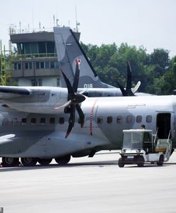 Wojskowa CASA lotniczą taksówką. Szydło z największą liczbą lotów