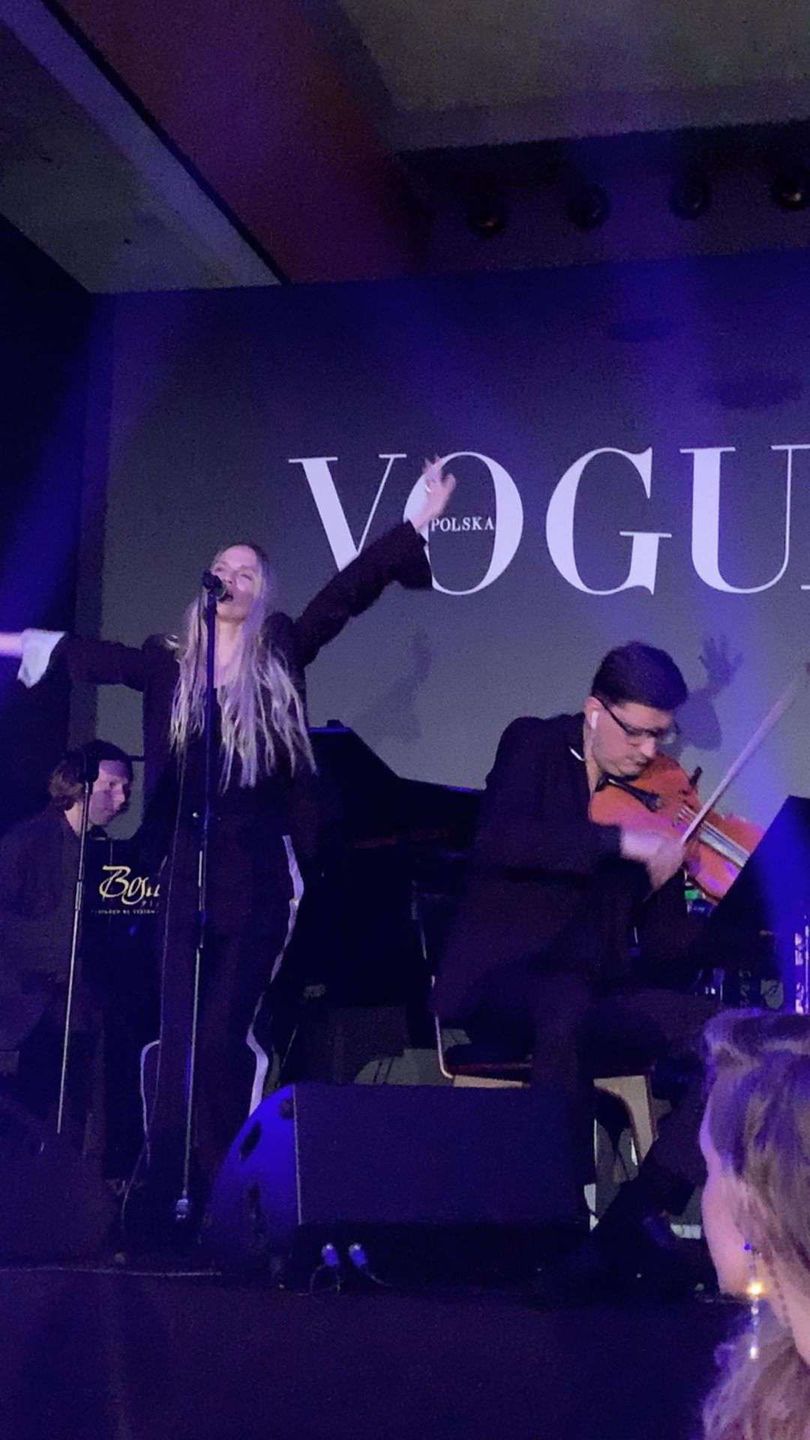 Mary Komasa - Vogue Polska 1. urodziny