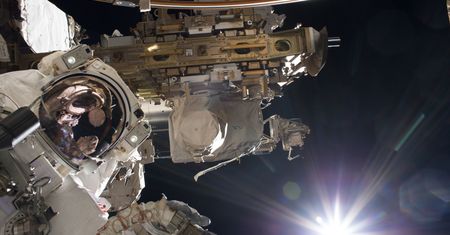 5 teorii konspiracyjnych związanych z NASA. Jak to było naprawdę?