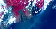 NASA udostępnia zdjęcia satelitarne z erupcji wulkanu. Pokazują rozmiar kataklizmu