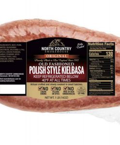 Dwie partie "polskiej" kiełbasy wycofane w USA. "Możliwe zanieczyszczenie ciałami obcymi"