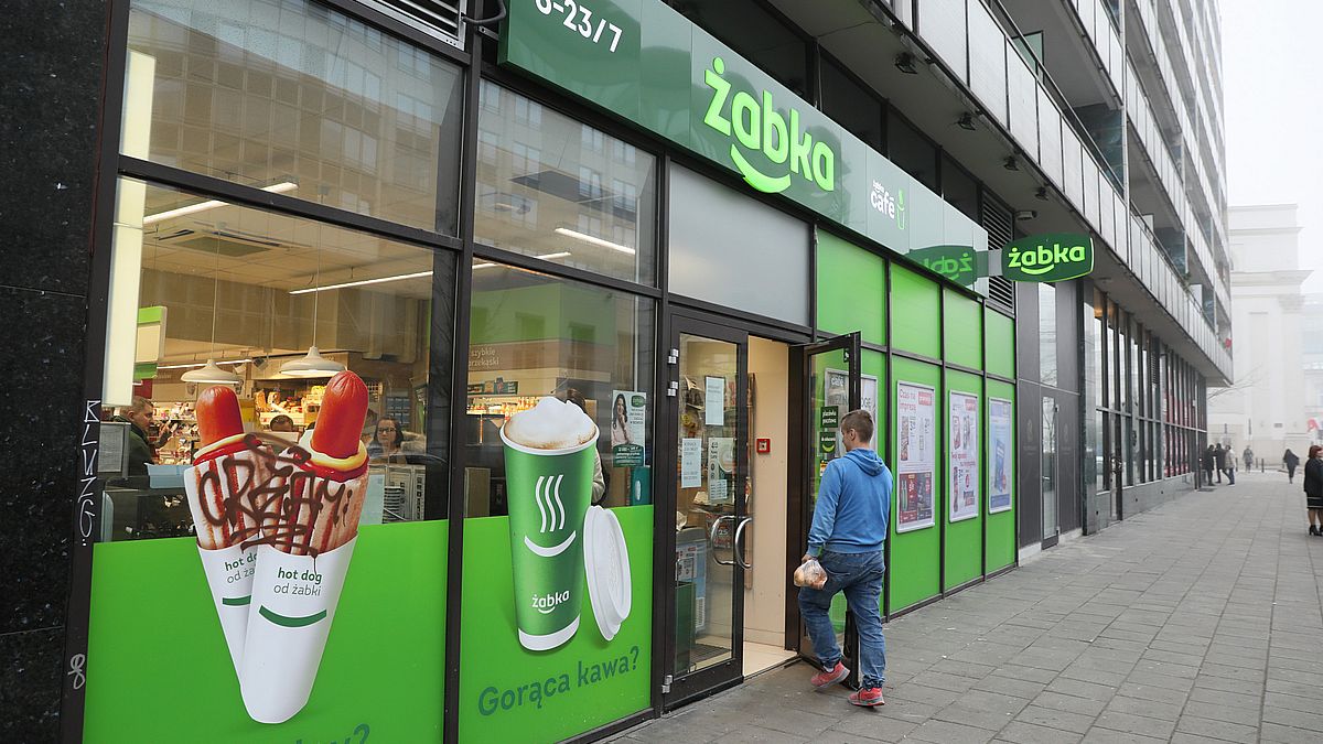 Żabka stała się symbolem walki z zakazem handlu w niedziele