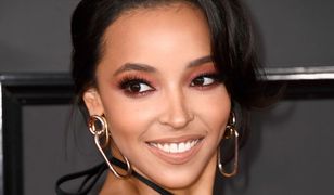 Tinashe przesadziła? Ścisnęła biust do granic możliwości