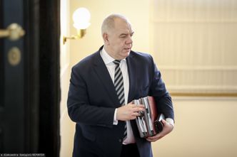 Tarcza antykryzysowa. Wicepremier Sasin w PR1: skala strat niemożliwa do oszacowania