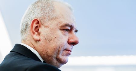 Koronawirus w Polsce. Jacek Sasin: "LOT w najgorszej sytuacji"