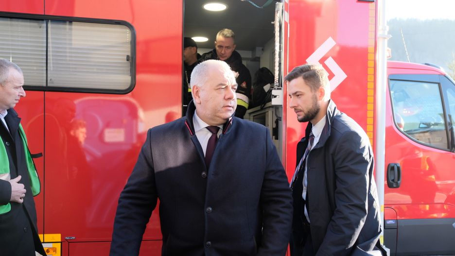 Szczyrk. Wicepremier Jacek Sasin na miejscu tragedii