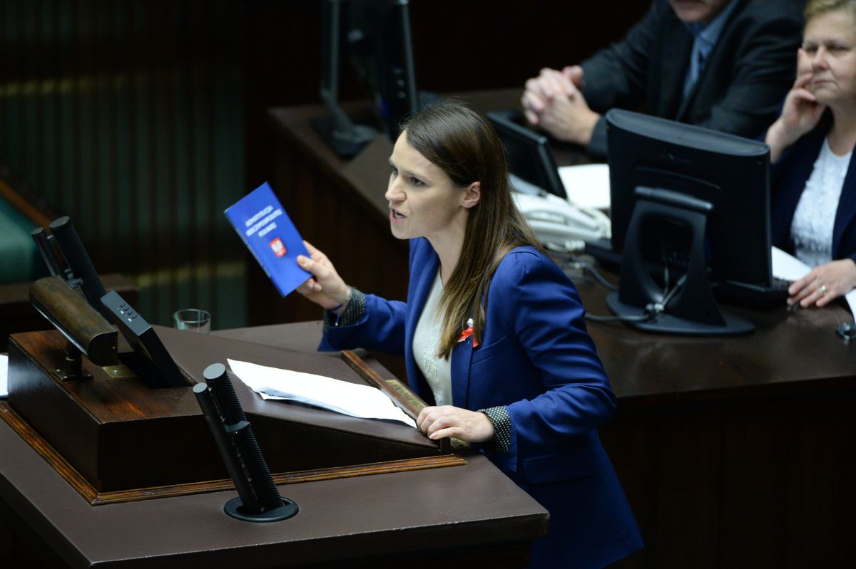 Obrażał i groził posłance. Został skazany, ale nie czuje się winny. "To polityczna farsa"