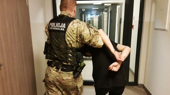 Mężczyźni byli już wcześniej notowani za bójki, pobicia i kradzieże, "są uciążliwi dla okolicznych mieszkańców"