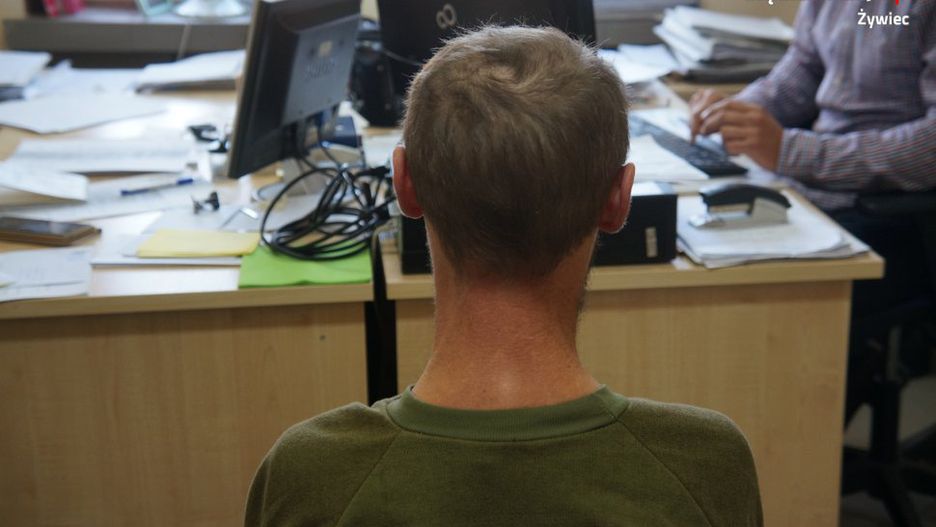 Na wniosek śledczych i prokuratora sąd aresztował nożownika