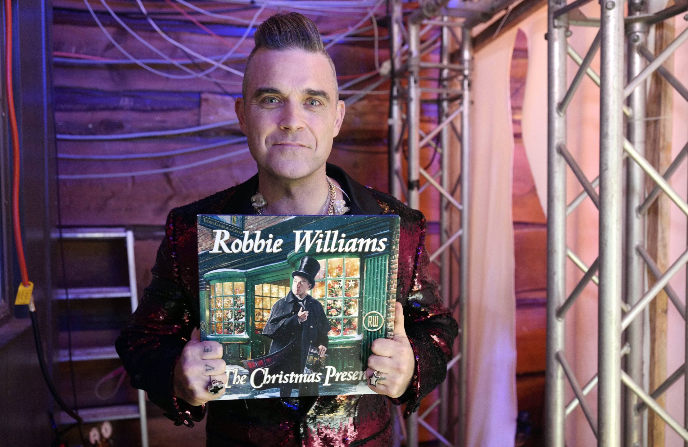 Robbie Williams z nową, świąteczną płytą