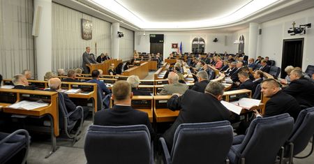 Ustawa o SN zawiera kolidujące ze sobą artykuły