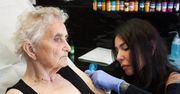 Pierwszy tatuaż 80-letniej babci ze Świnoujścia. Łamie stereotypy i zyskuje uznanie młodych