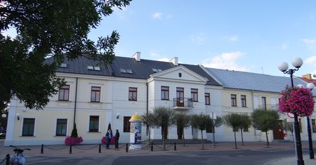 Biała Podlaska: "Katechizm Polaka" zawisnął na ratuszu