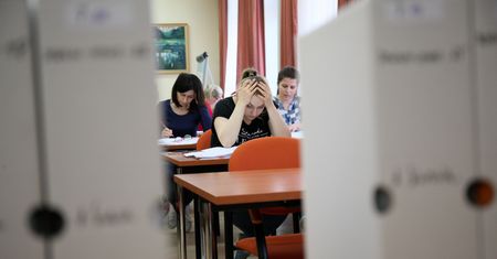 Zawyżanie wyników matur? Posłanka pyta MEN