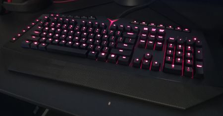 Klawiatura mechaniczna Lenovo Gaming Y. Sprzęt z wyższej półki w dobrej cenie