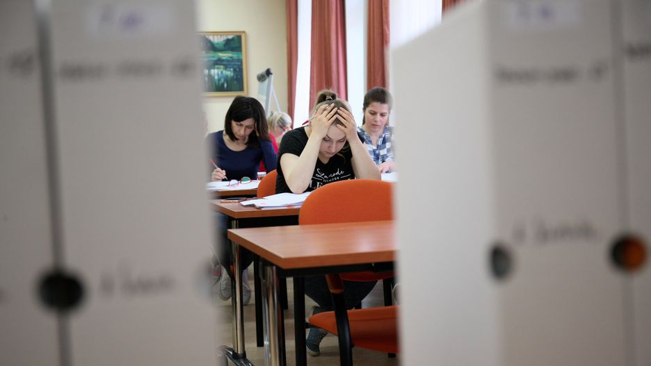 O potencjalny problem zawyżania wyników matur posłanka spytała MEN.